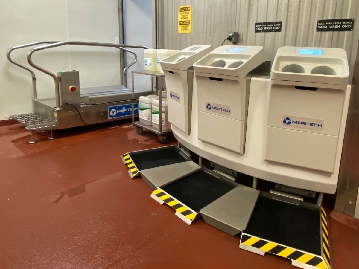 Meritech Handwash and Boot Scrubber Pecan Deluxe