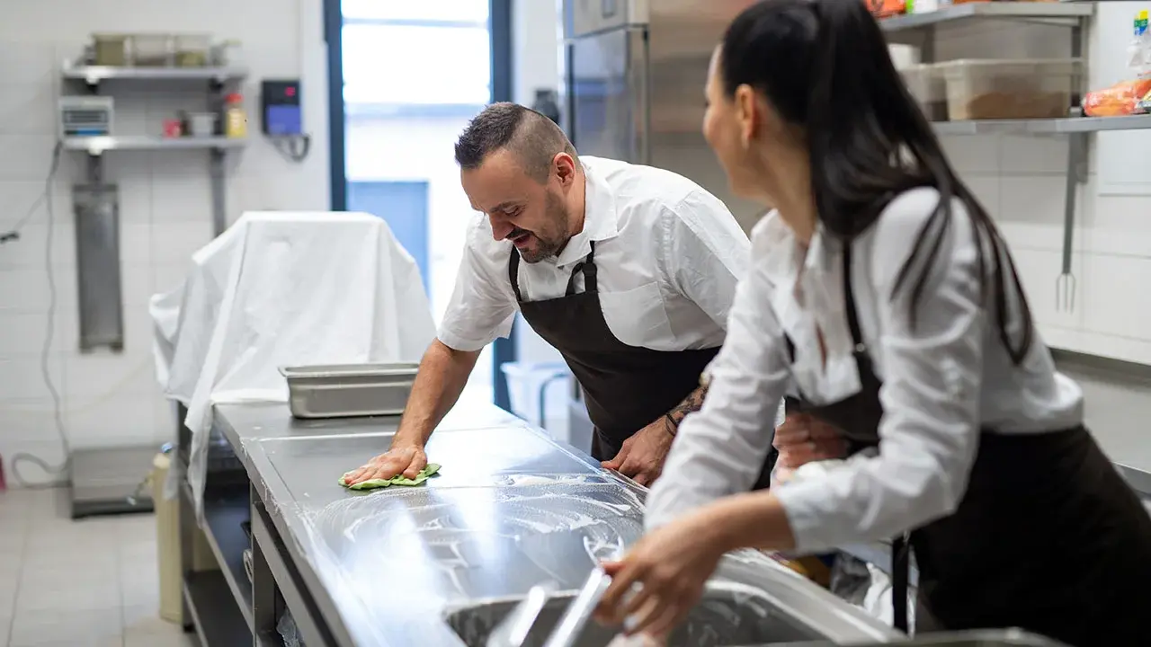 hospitality-chef-1280×720